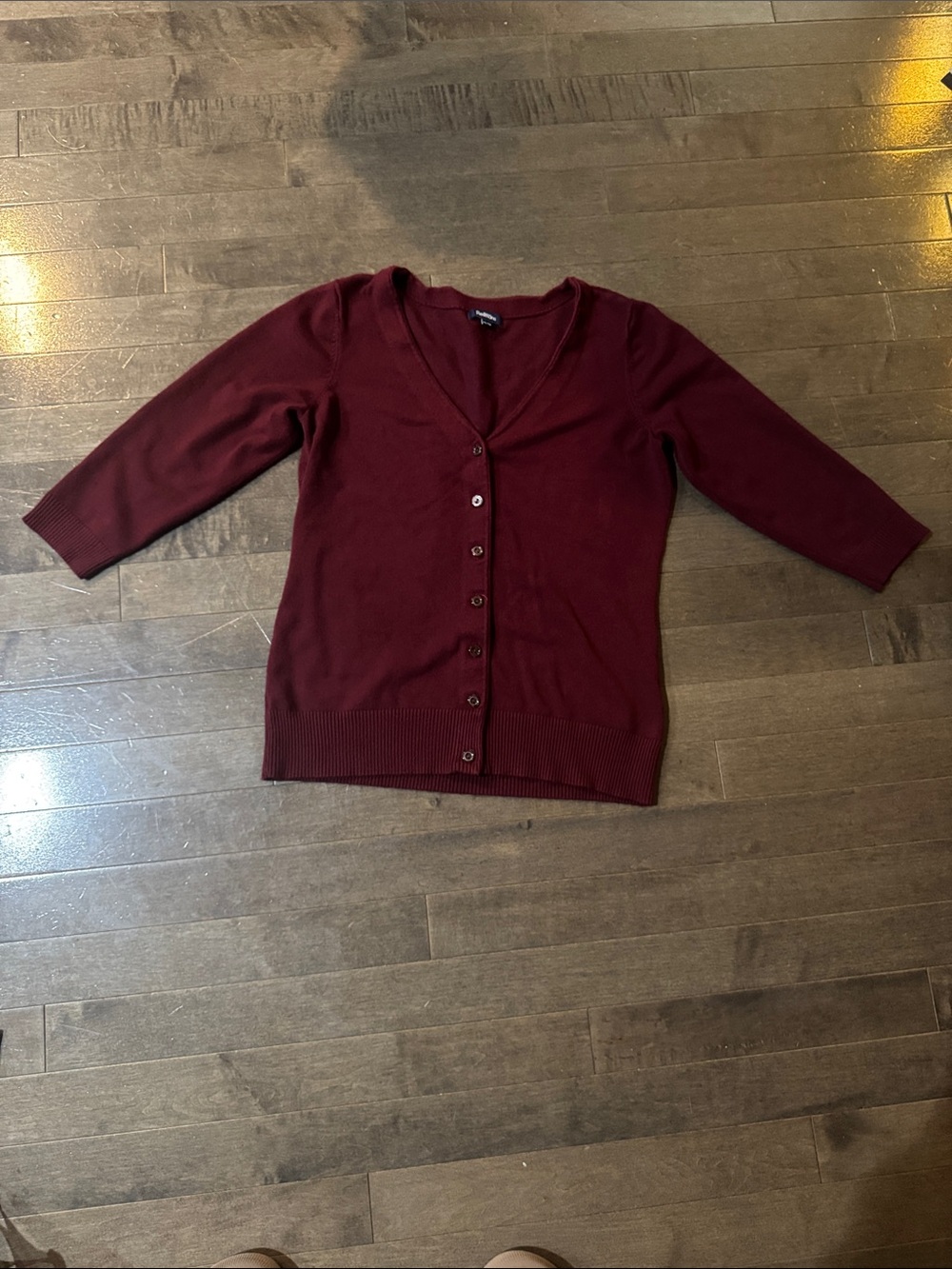 Reitmans Wine Red V-Neck Button Cardigan